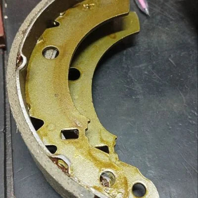 12-758 BRAKE SHOES